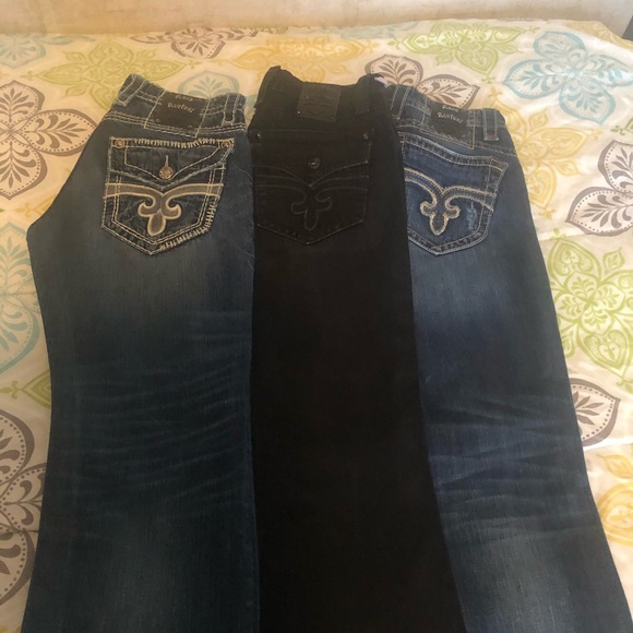 👀ROCK REVIVALS 👀 - Picture 2 of 6